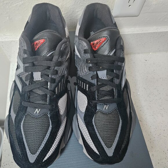 Size 9 mens 10.5 womens new balance 9060 black castlerock grey NEW - Picture 8 of 9